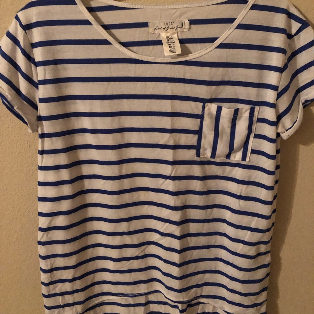 Short sleeve striped shirt